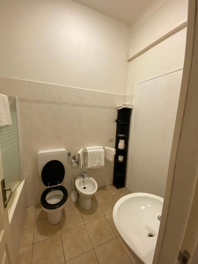 Cavour Guest House Ventimiglia Exterior foto