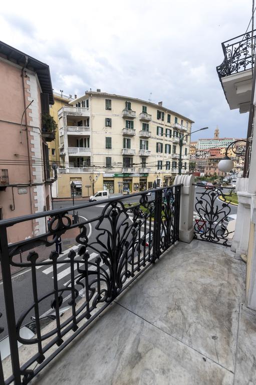 Cavour Guest House Ventimiglia Exterior foto